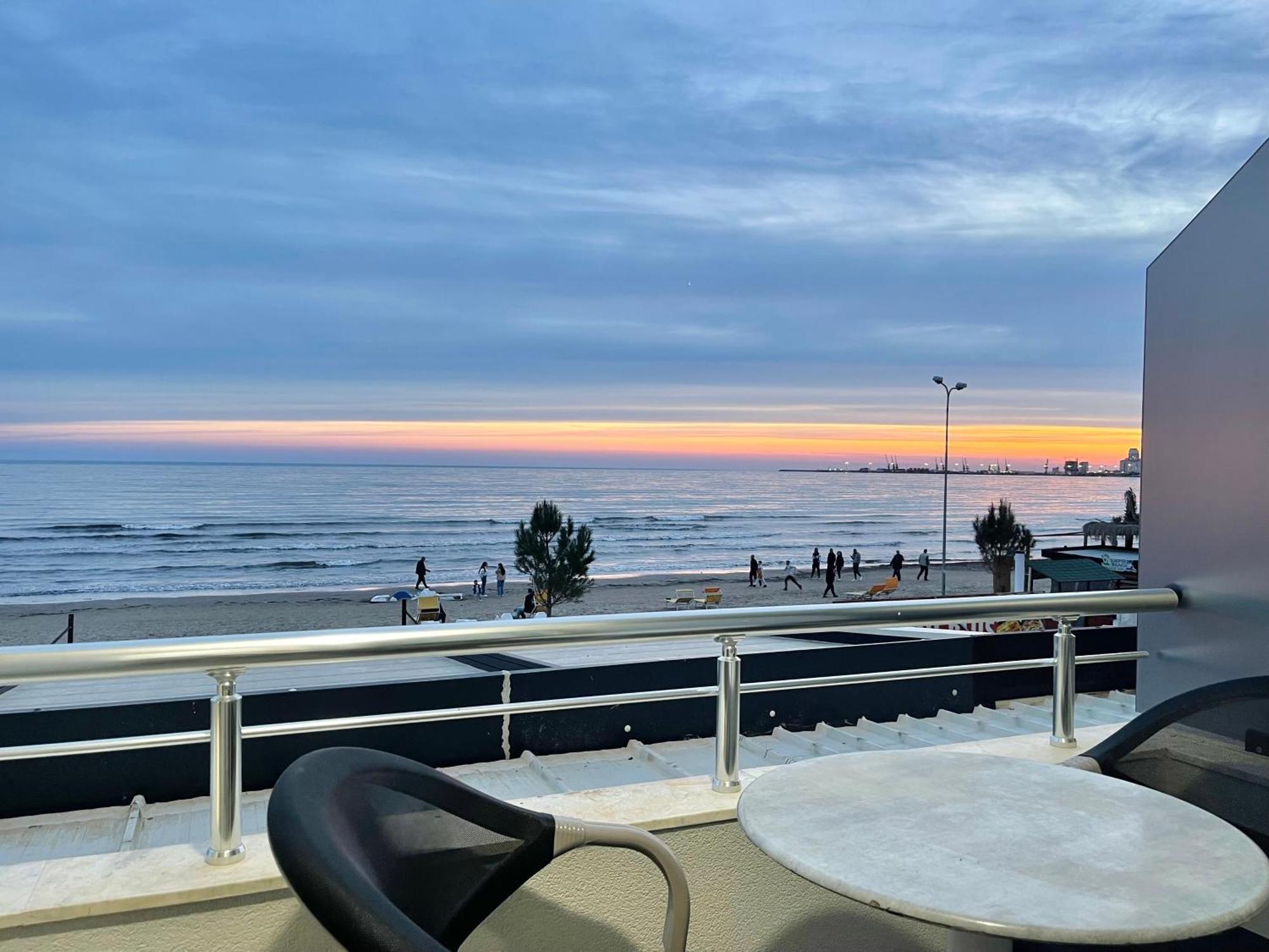 Luxurious Dreamy Seaview Apartment Durrës Extérieur photo