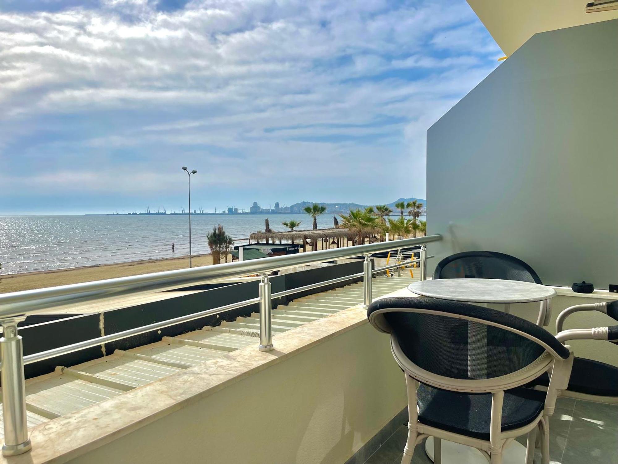 Luxurious Dreamy Seaview Apartment Durrës Extérieur photo